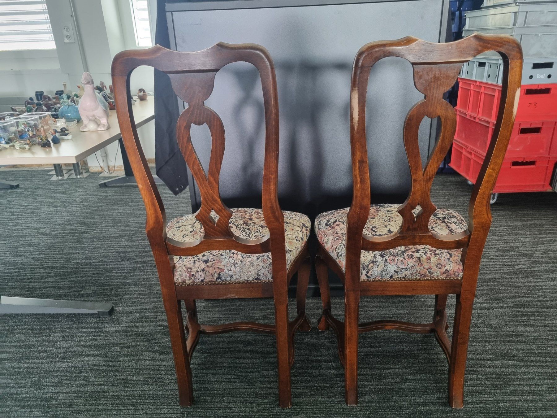 Sedie: Antike Stühle, 2er Set, Holz mit Stoffbezug – Usato da Lenzburg venduto da freedomky 3