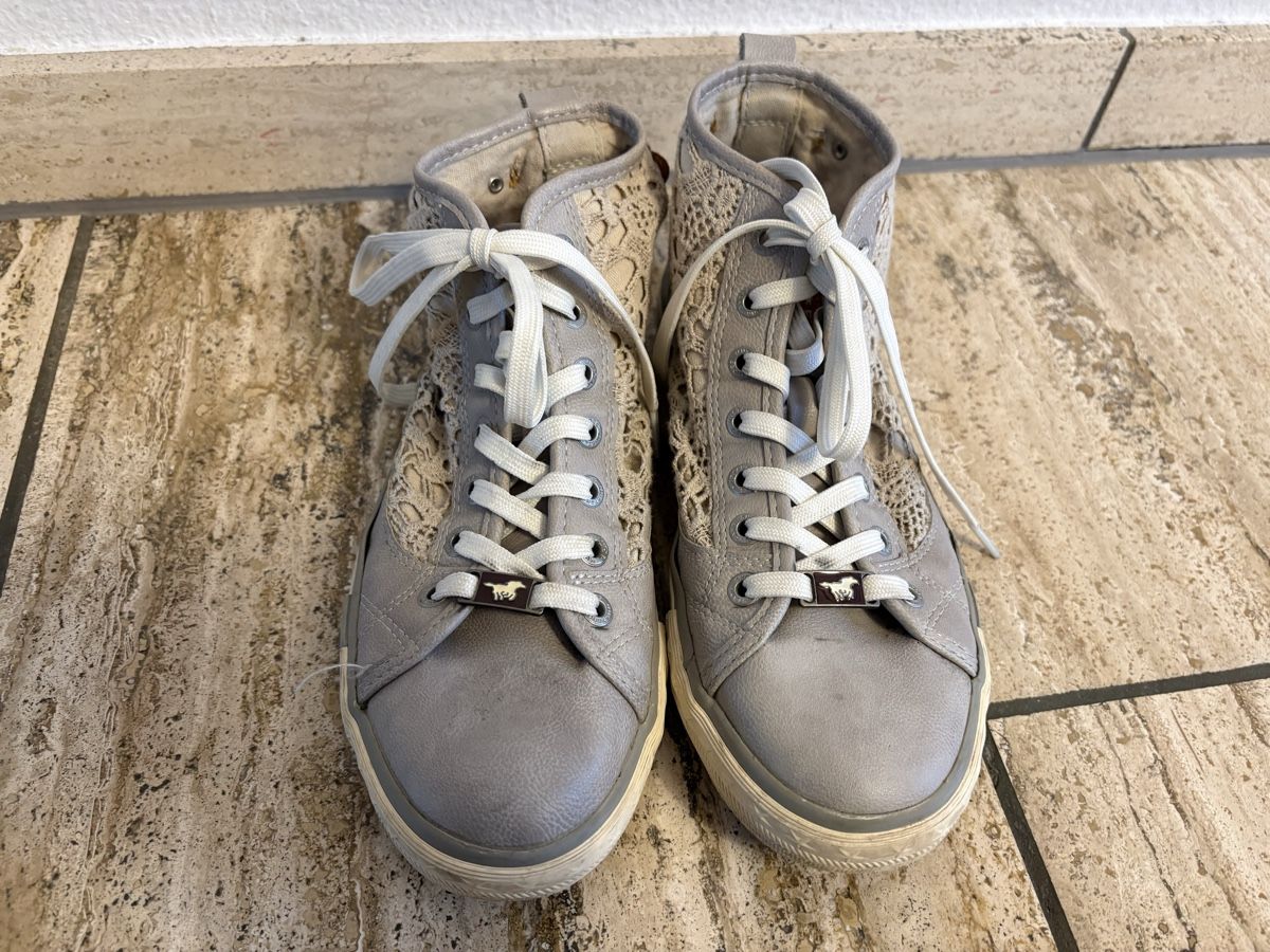 Mustang Scarpe da donna: Mustang Sneakers Grösse 39 – Usato da Nürensdorf venduto da Yellowstone09 2