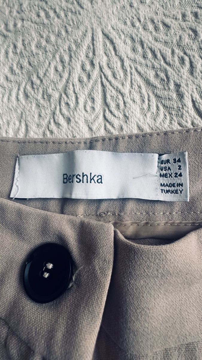 Bershka Pantaloni: Bershka Stoffhose, Beige, Gr 34 – Nuovo (secondo la descrizione) da Hünenberg See venduto da Schulers 2
