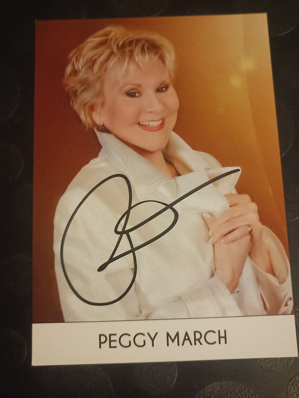 Autografi: Peggy March - Autogrammekarte - handsigniert – Usato da Menziken venduto da Artographs