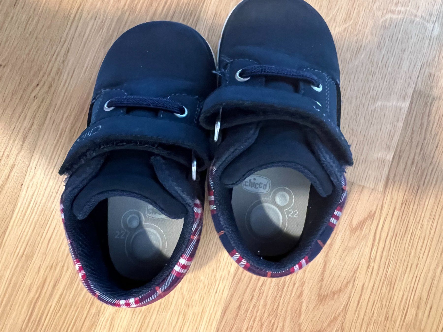 Chicco Scarpe per ragazzi: Scarponcini invernali Chicco blu numero 22 - Perfetti! – Usato da Bôle venduto da dany2021 2