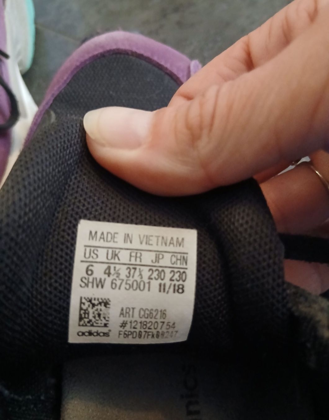 Adidas Scarpe da uomo: Original Adidas Falcon Sneaker – Usato da Galgenen venduto da Liv_Steinauer_1 2