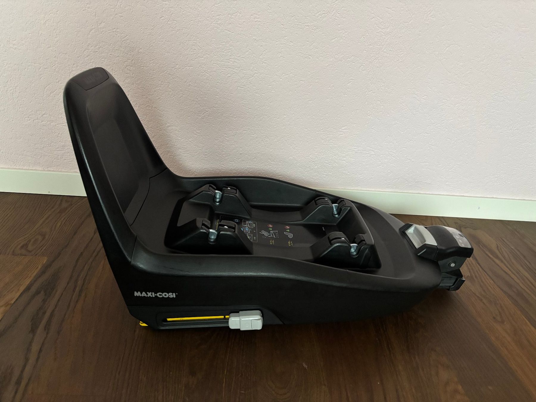 Maxi-Cosi Seggiolini per auto: Maxi Cosi Pebble Pro Babyschale mit ISOFIX i-Size – Usato da Ueberstorf venduto da Marco790 1