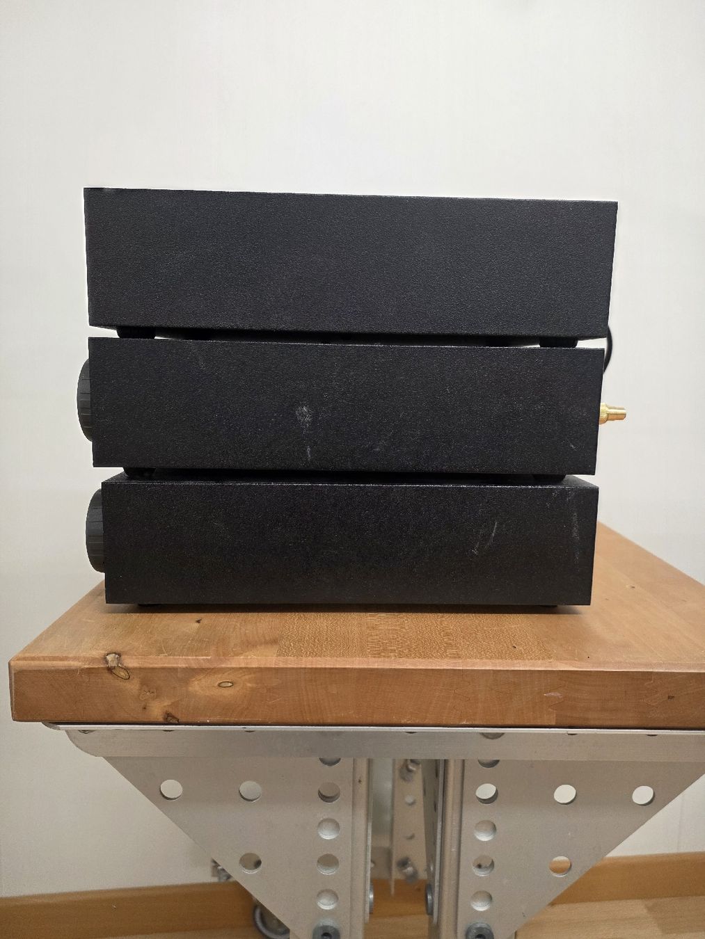 Naim Amplificatori: Naim Audio 47679, 46739 + 152470 – Usato da Rieden AG venduto da RuvensBrocki 5