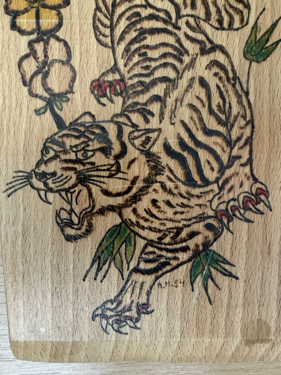 Articoli in legno: Schneidbrett aus Holz – Usato da Grenchen venduto da Bastet007 3