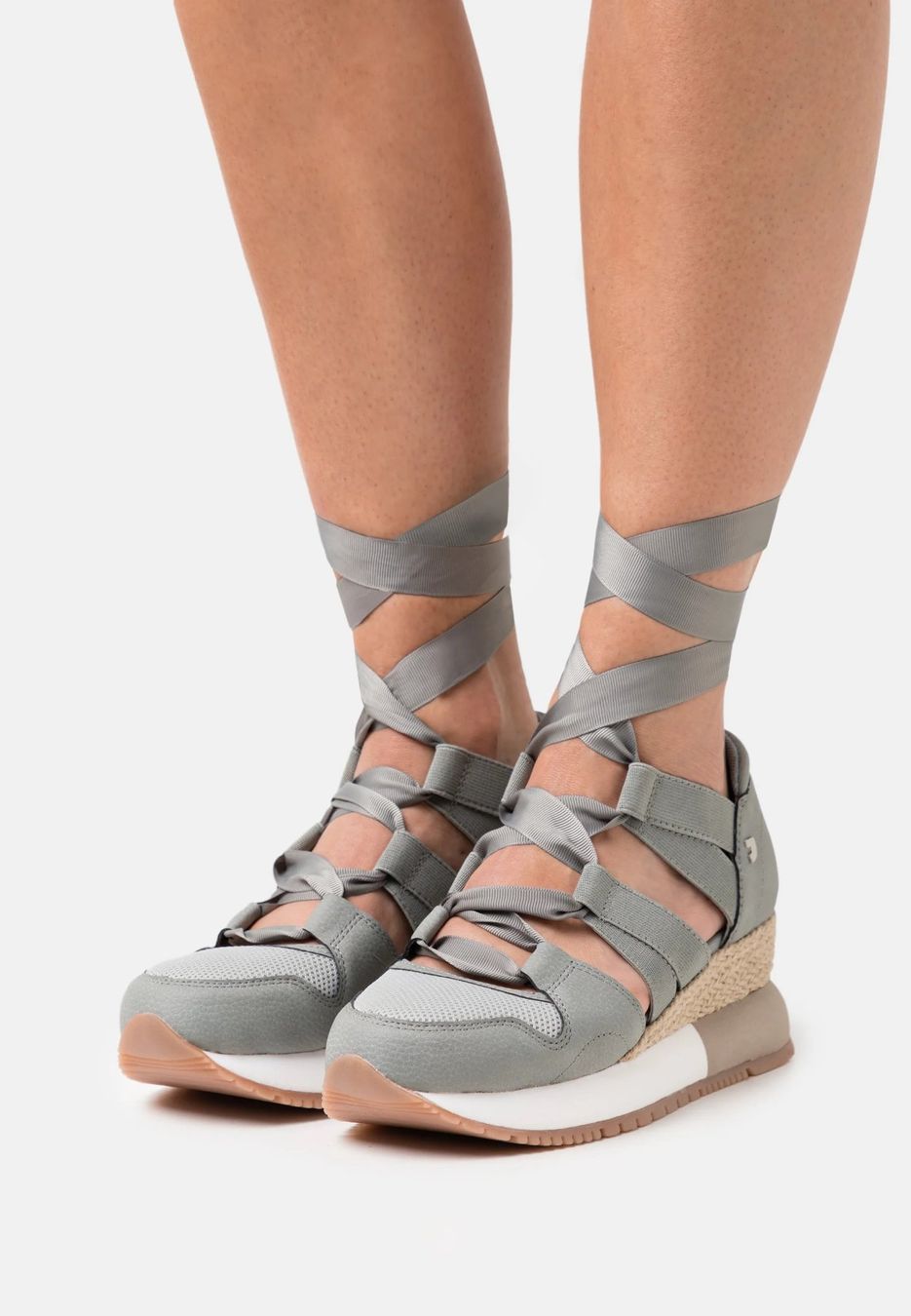 Damenschuhe: Gioseppo, Basket avec laçage – Neu und originalverpackt aus Lussery-Villars von pousinete02
