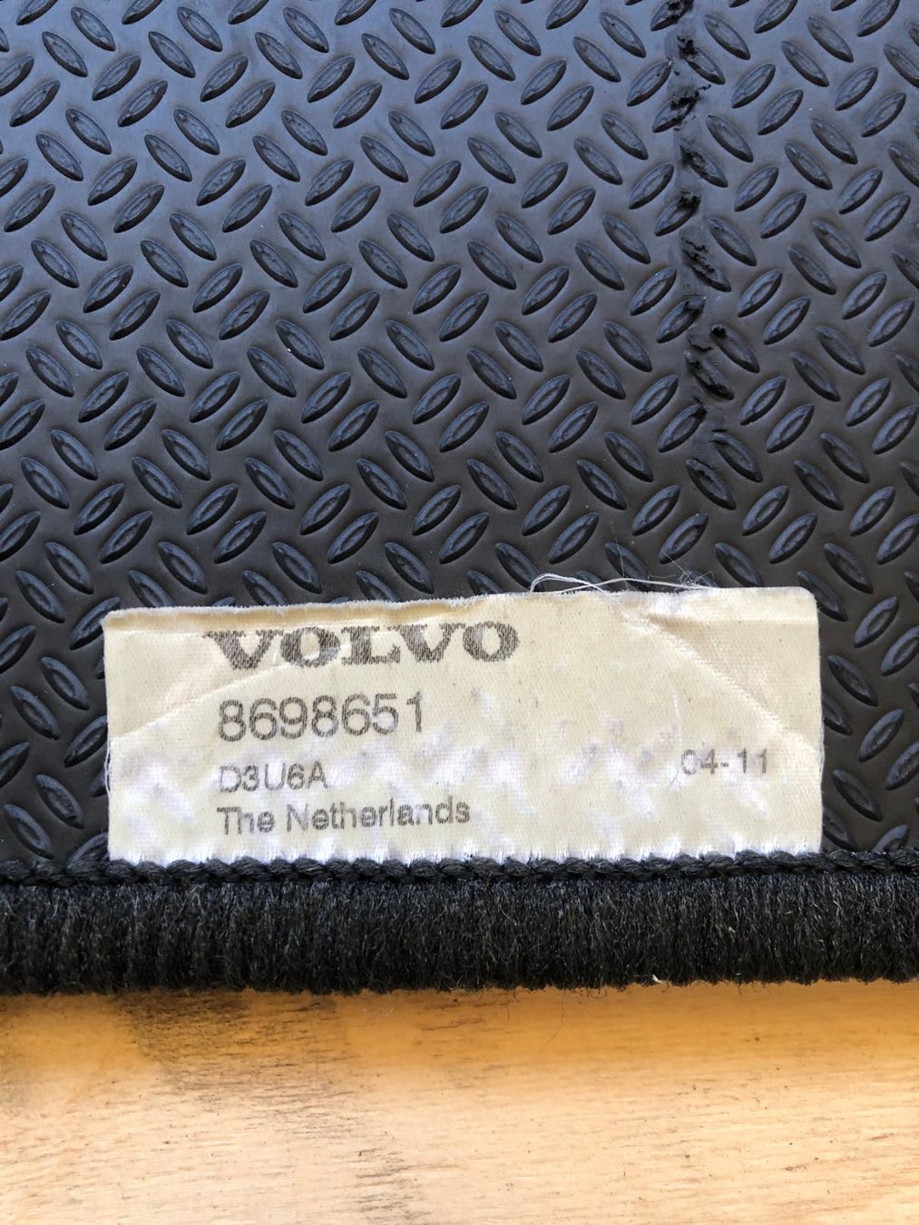 Volvo Teppiche / Matten: Gepäckraummatte Original Volvo V50 – Gebraucht aus Kriessern von schwedenstahl_fan 3