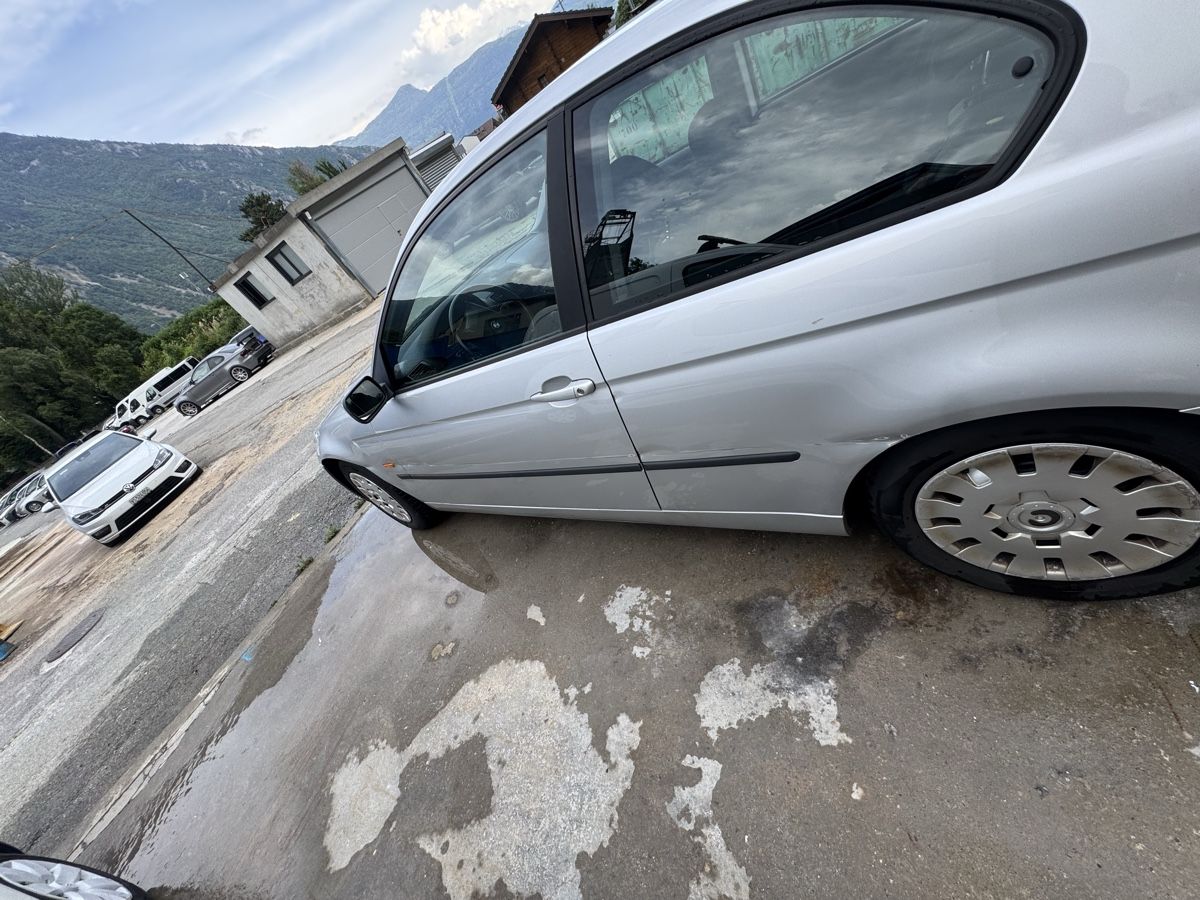 BMW Automobili: BMW 316ti compact – Usato da Martigny venduto da msn_ym5p 2