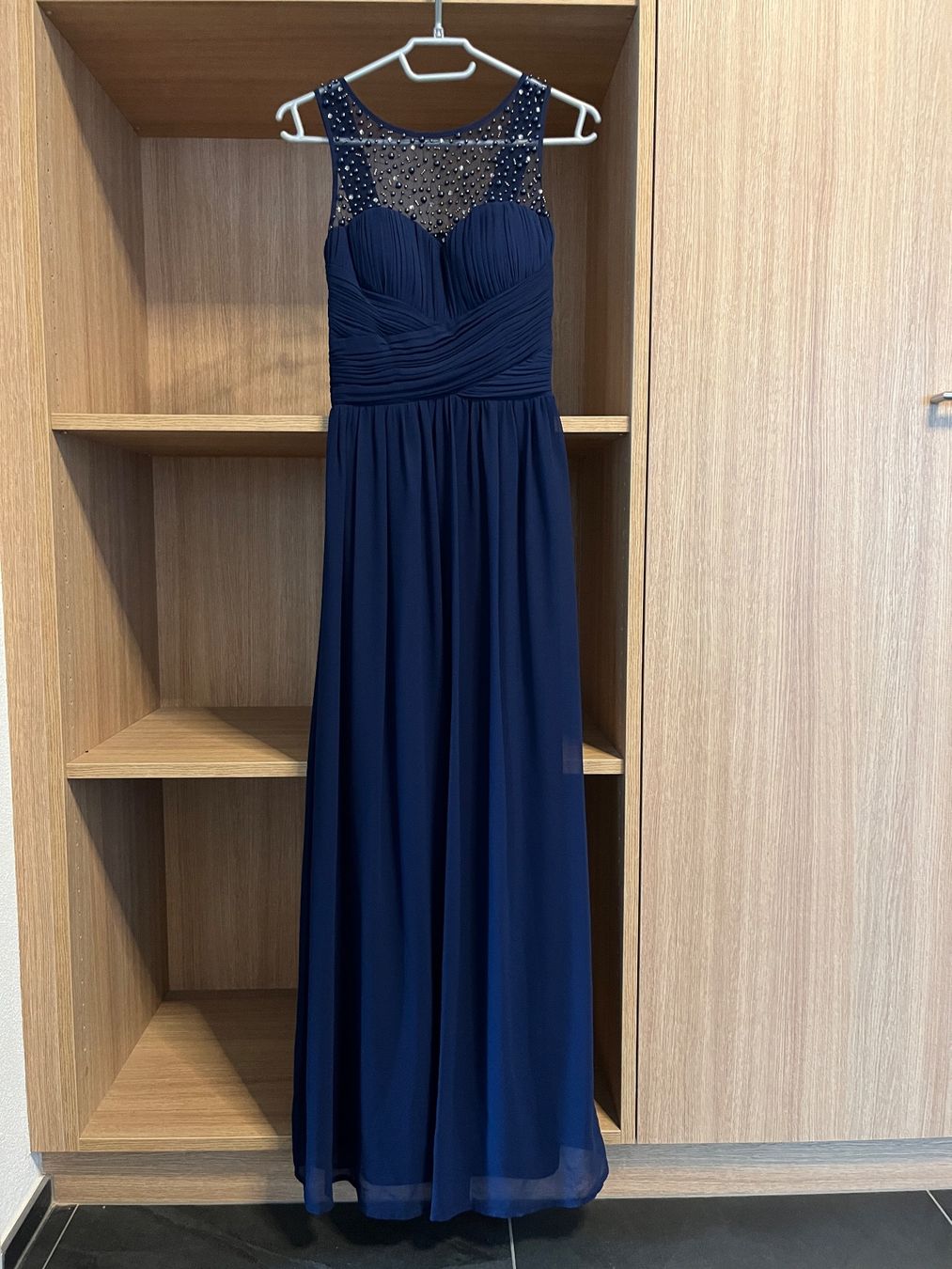Vestiti: Abendkleid – Usato da Kreuzlingen venduto da and_wd9f