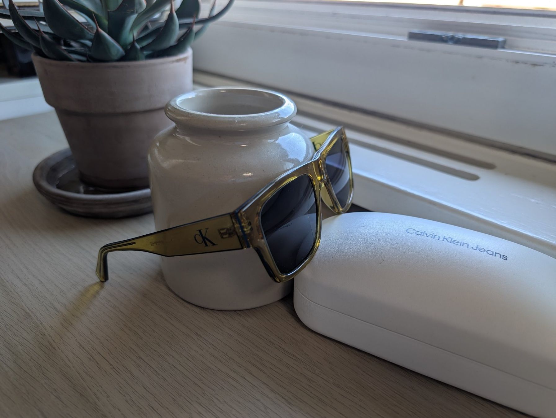 Lunettes & Verres: Calvin Klein Jeans CKJ23605S – D'occasion à Zürich par den_wg6w 3