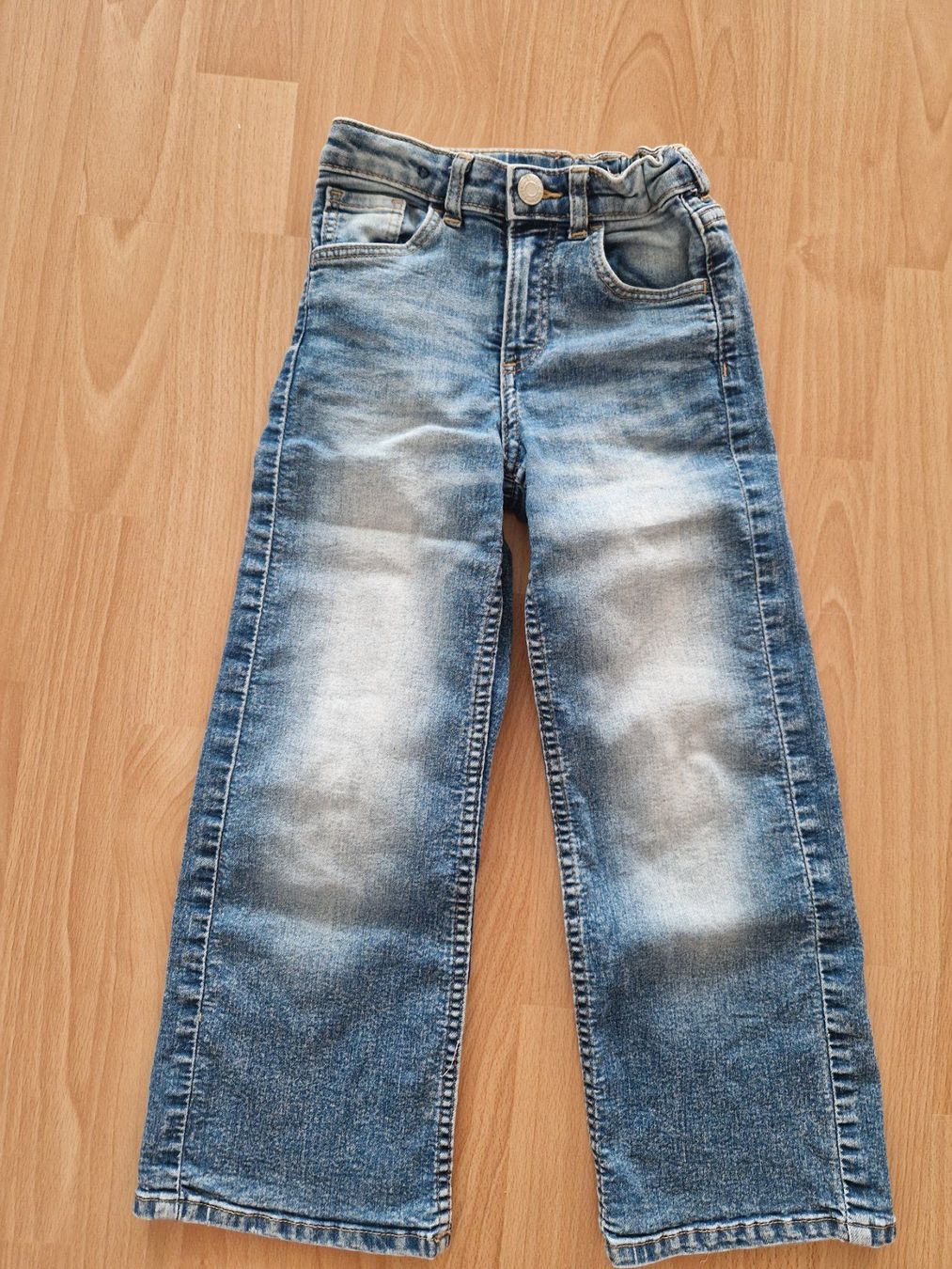 H&M Pantalons: Jeans – D'occasion à Wetzikon ZH par Koalawomb08