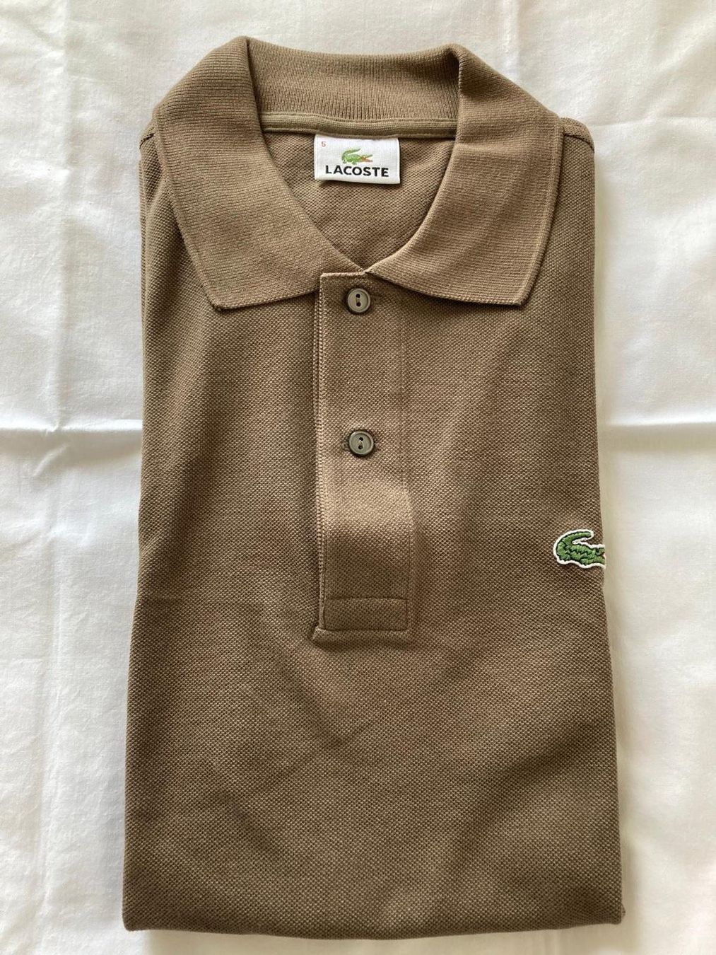 Lacoste Magliette Polo: Polo LACOSTE etat NEUF – Nuovo (secondo la descrizione) da Zürich venduto da aygo_a