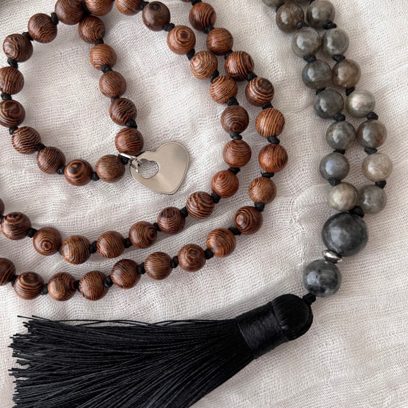 Colliers: Mala en labradorite & bois de santal – Neuf avec emballage d'origine à Pully par sunaddict 1