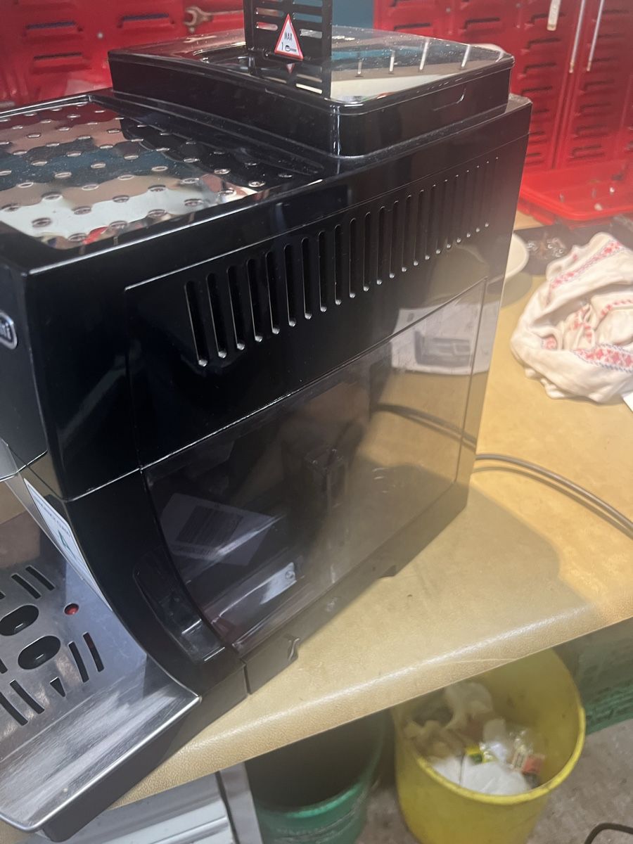 Macchine per caffè & Macchine per espresso: Kaffeevollautomat Delonghi – Usato da St. Antoni venduto da bera15 2