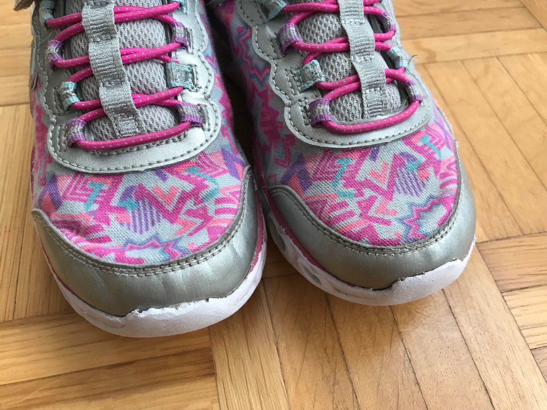 Skechers Scarpe per ragazze: Turnschuhe von Skechers Grösse 33 – Usato da Emmenbrücke venduto da Hathor123 6