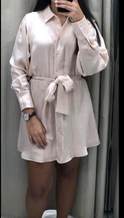 Robe chemise satinée neuve, taille S