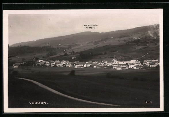 Cartoline postali: Vaulion, Vue générale avec Dent de Vau – Usato da Berlin venduto da bartko-reher