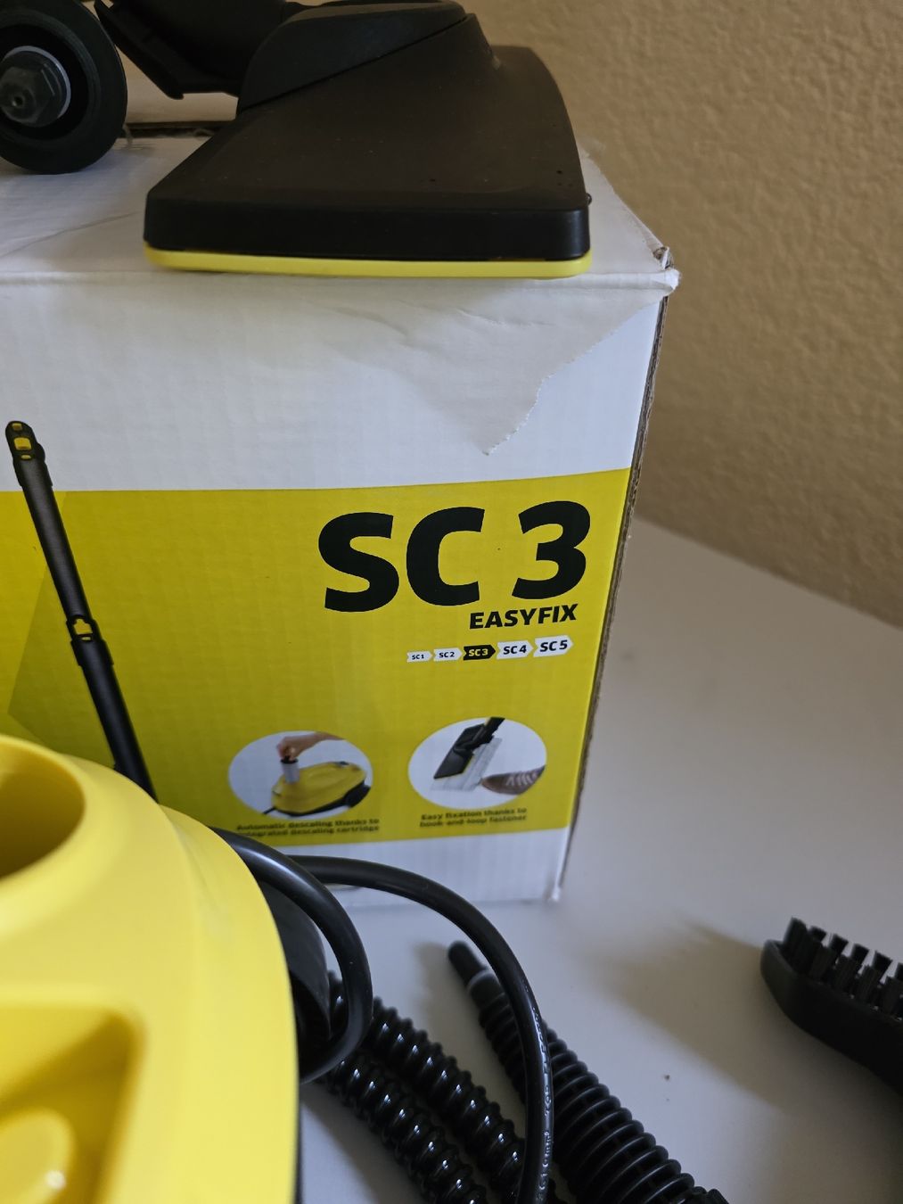Kärcher Pulitori a vapore: Kärcher Dampfreiniger SC 3 EasyFix  – Usato da Alberswil venduto da mario889 1