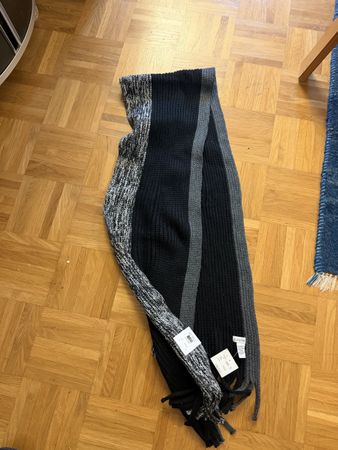Calvin Klein Strickschal, neu mit Etikett, NP 55-