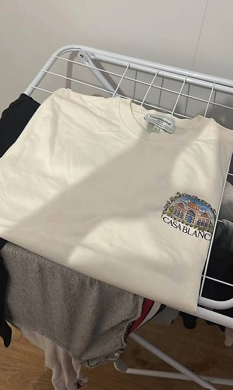 T-shirt: T-shirt – Usato da Lausanne venduto da abd_fzf8
