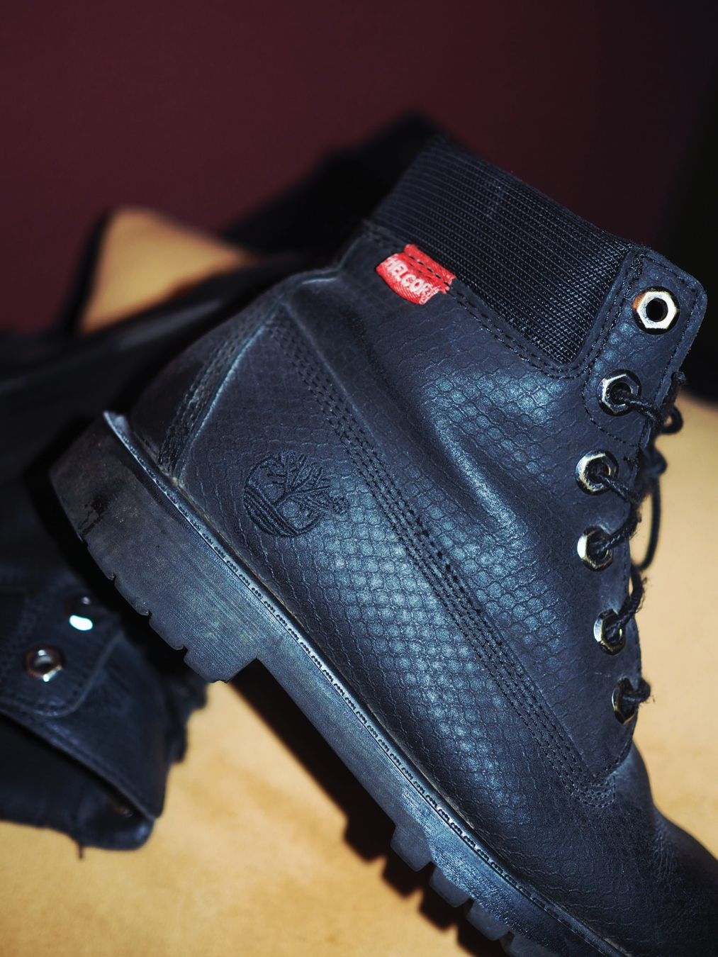 Timberland Scarpe da uomo: Schwarze Timberland Limited Edition Boots - Grösse 36 – Usato da Luzern venduto da MweziMystique