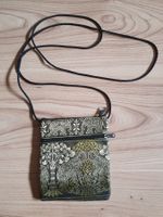 Elegante kleine & leichte Umhängetasche mit Elefantenmuster