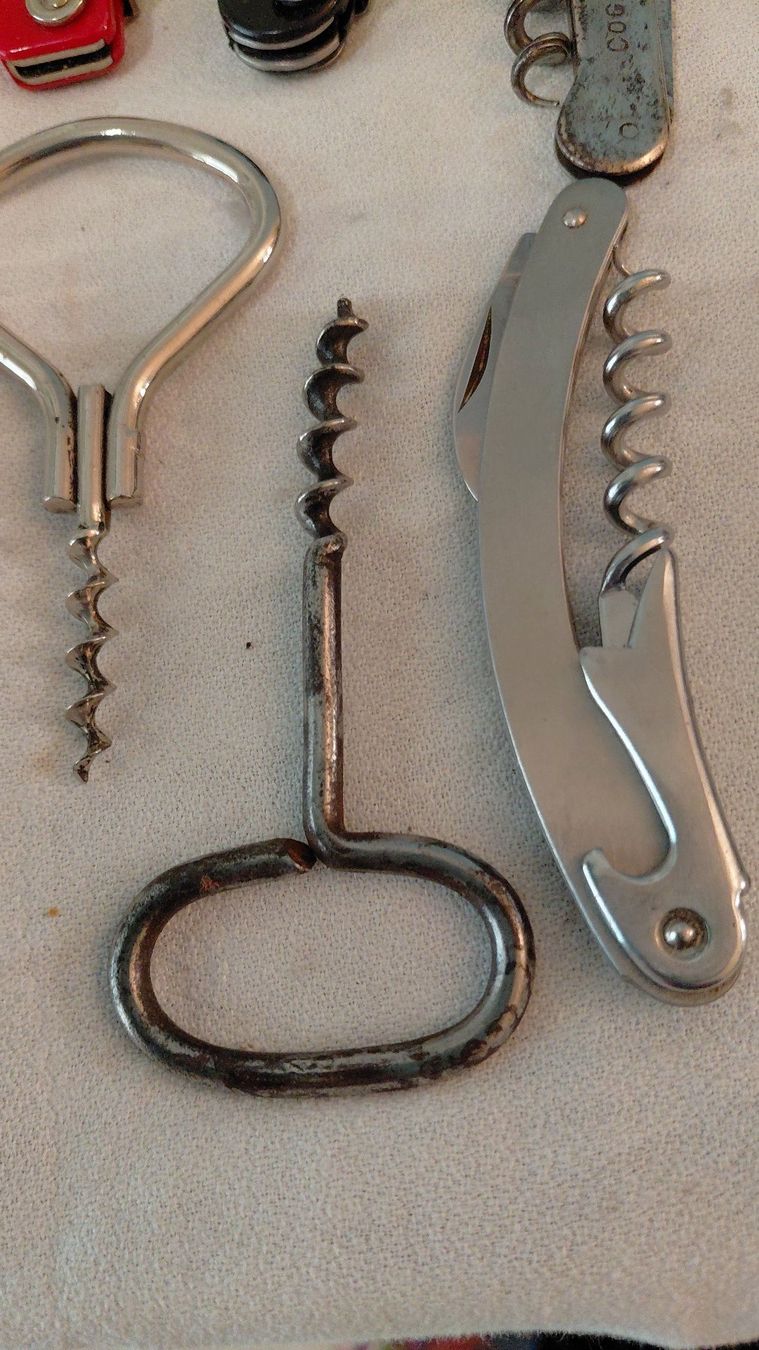 Apribottiglie & Tappi per chiusura: Zapfenzieher – Usato da Zürich venduto da Rosys 5