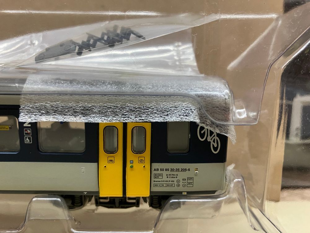 Liliput Modelleisenbahnen: Liliput L334974 SBB Personenwagen EW I "NPZ" AB, Ep.V, H0 GS – Gebraucht aus Neuendorf von sitek071 2