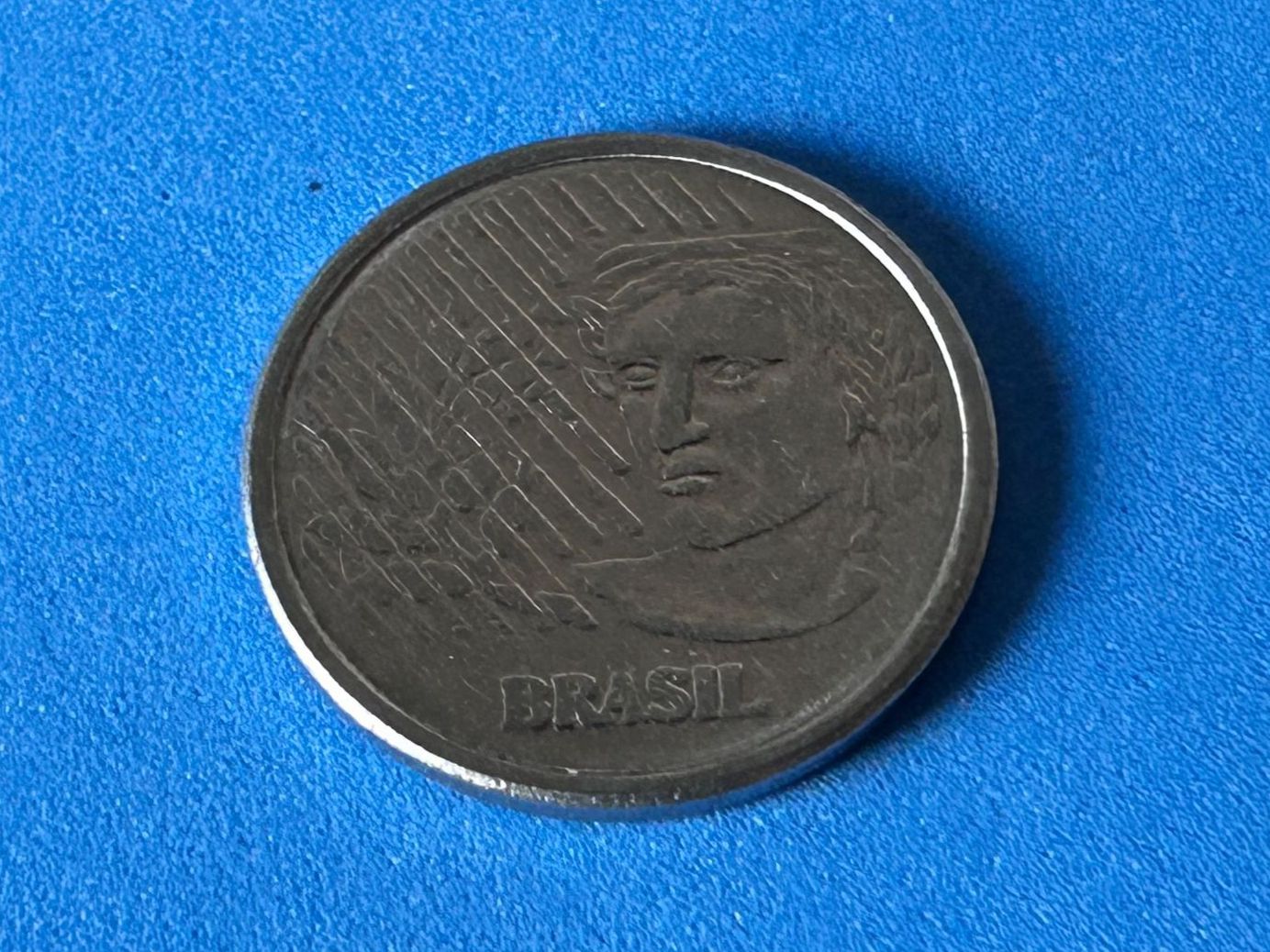 Tutti le monete: Brazil - 50 Centavos 1995 – Usato da Corcelles NE venduto da AJKader 1