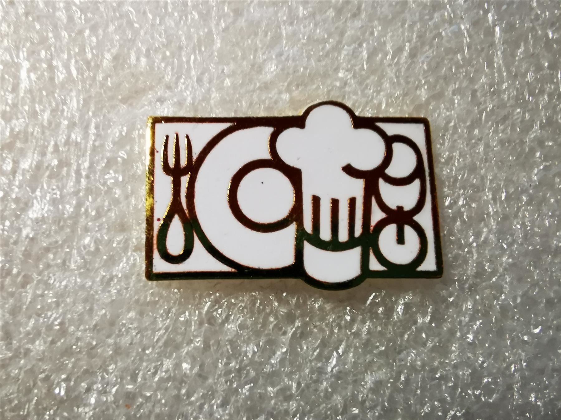 Placchette & Badge: Ansteckpin 12: Restaurant – Usato da Oppligen venduto da Pin-Fall-Shop