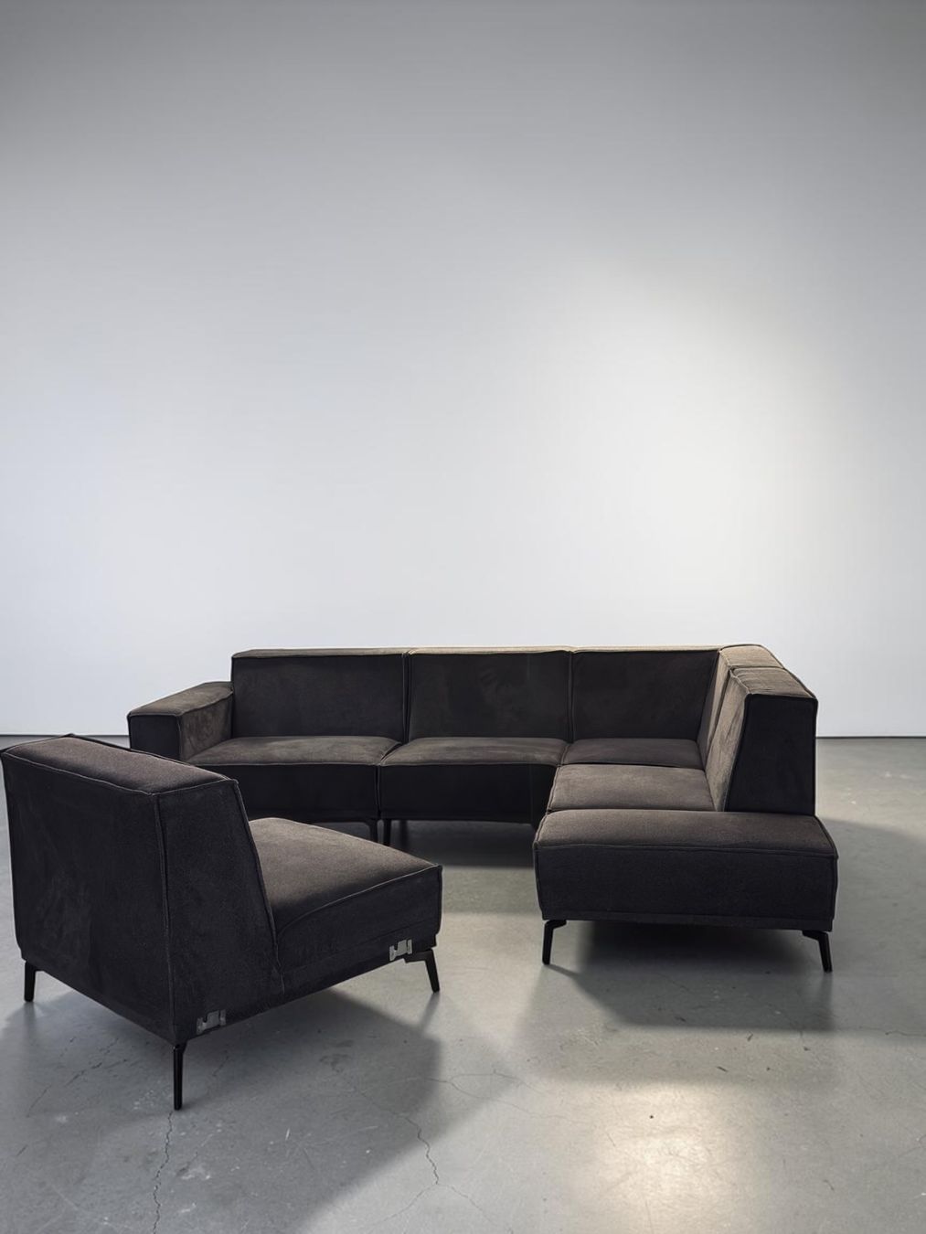 Divani: Modernes Ecksofa dunkel grau – Usato da Bachenbülach venduto da Sofalab.swiss 7