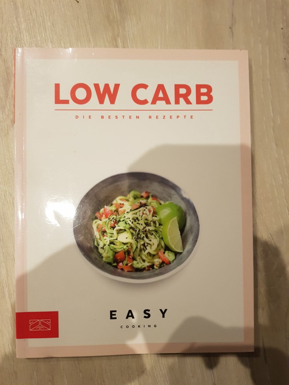 Libri: Buch Low carb Ernährung – Usato da Uhwiesen venduto da buleyupi