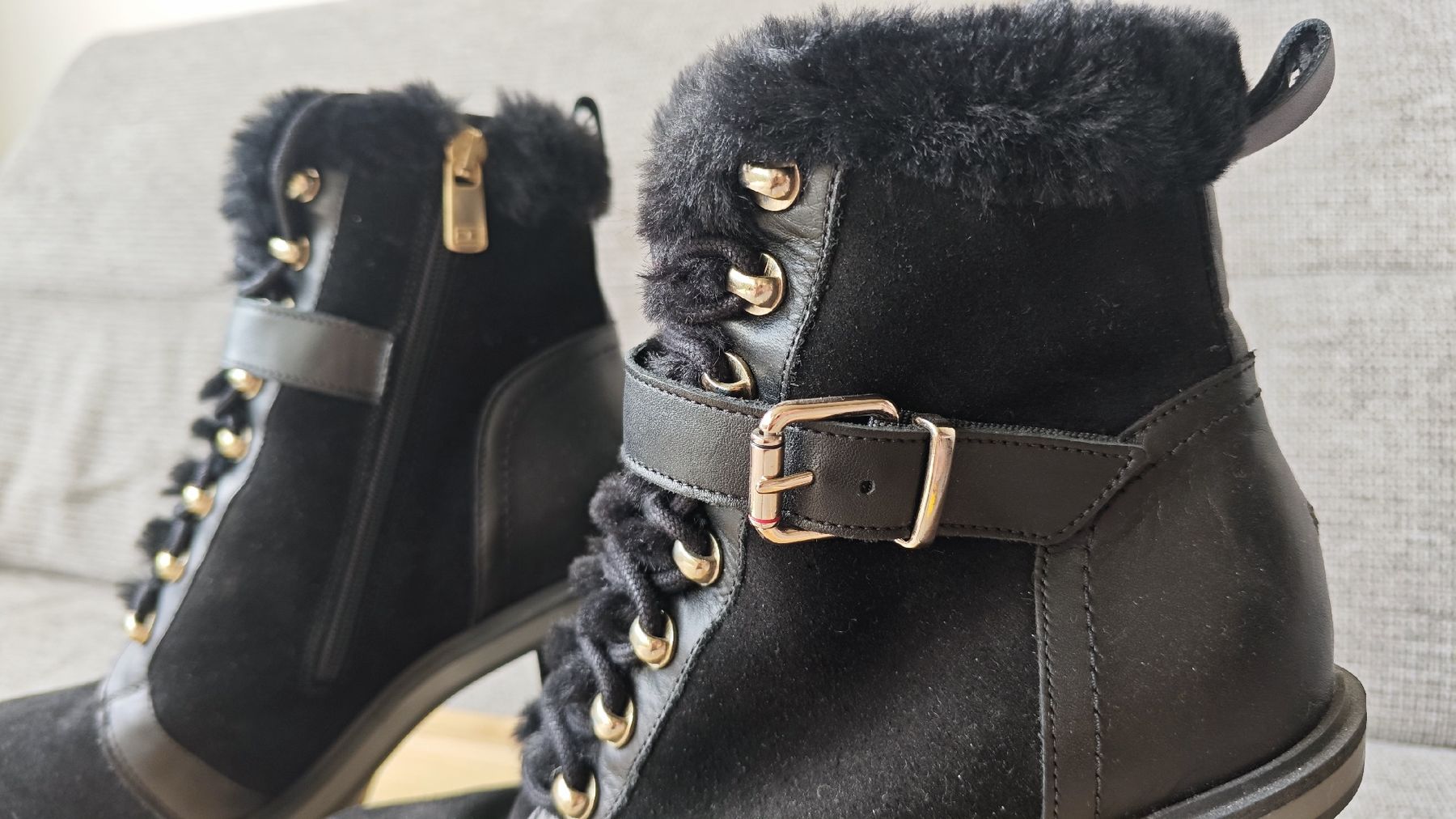 Tommy Hilfiger Damenschuhe: Tommy Hilfiger Black Fur Lined Boots Size 39 – Neu (gemäss Beschreibung) aus Zürich von alu_dzr7 4