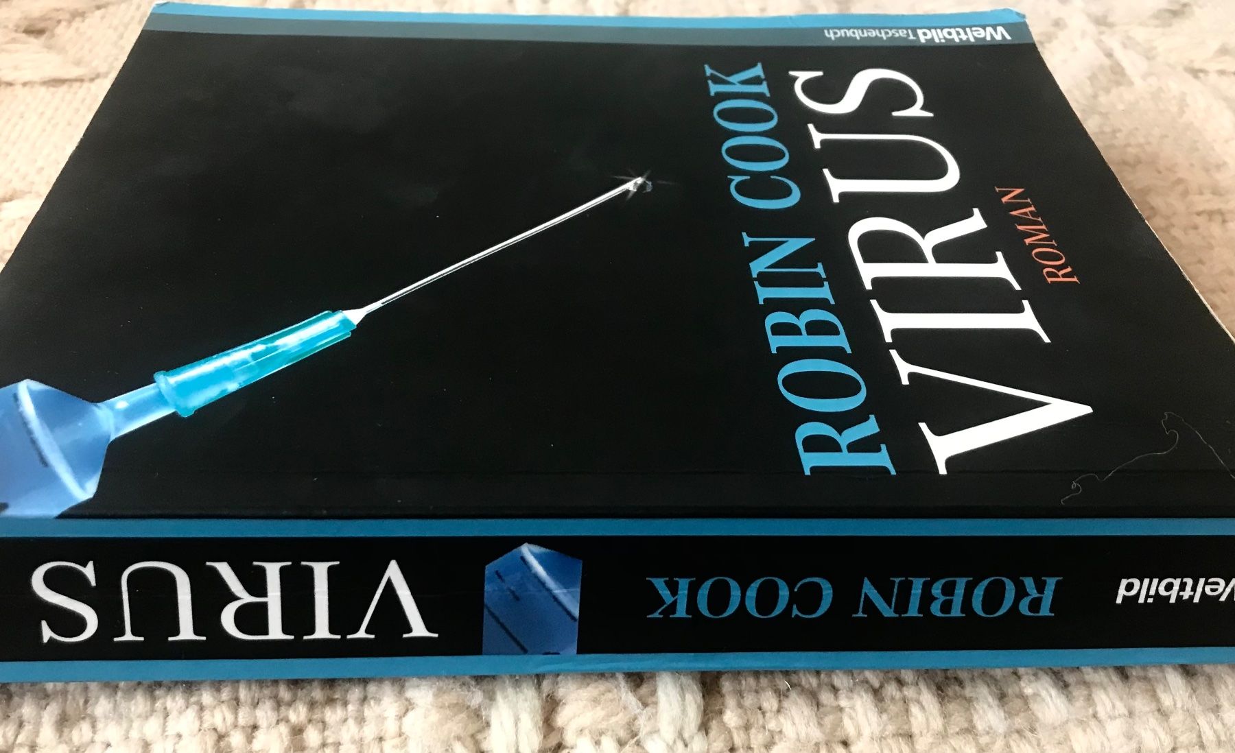 Libri: VIRUS - ROBIN COOK - THRILLER  - TASCHENBUCH – Usato da Buchs AG venduto da fischli610 2