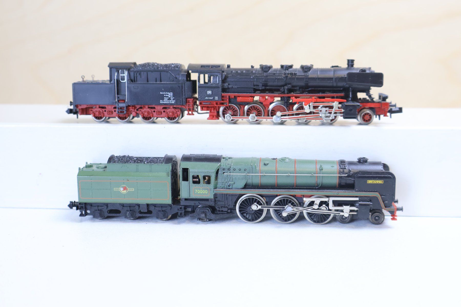 Trix Modelleisenbahnen: Minitrix 2 x grosse Dampflok Set - Spur N – Gebraucht aus Winterthur von Monstera 5