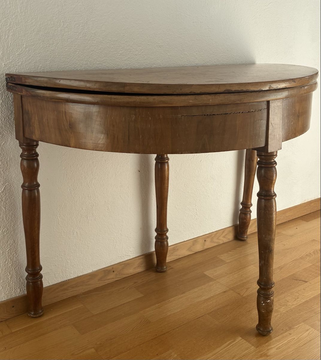 Tables: Table demi lune – D'occasion à Delémont par Jinjule 3