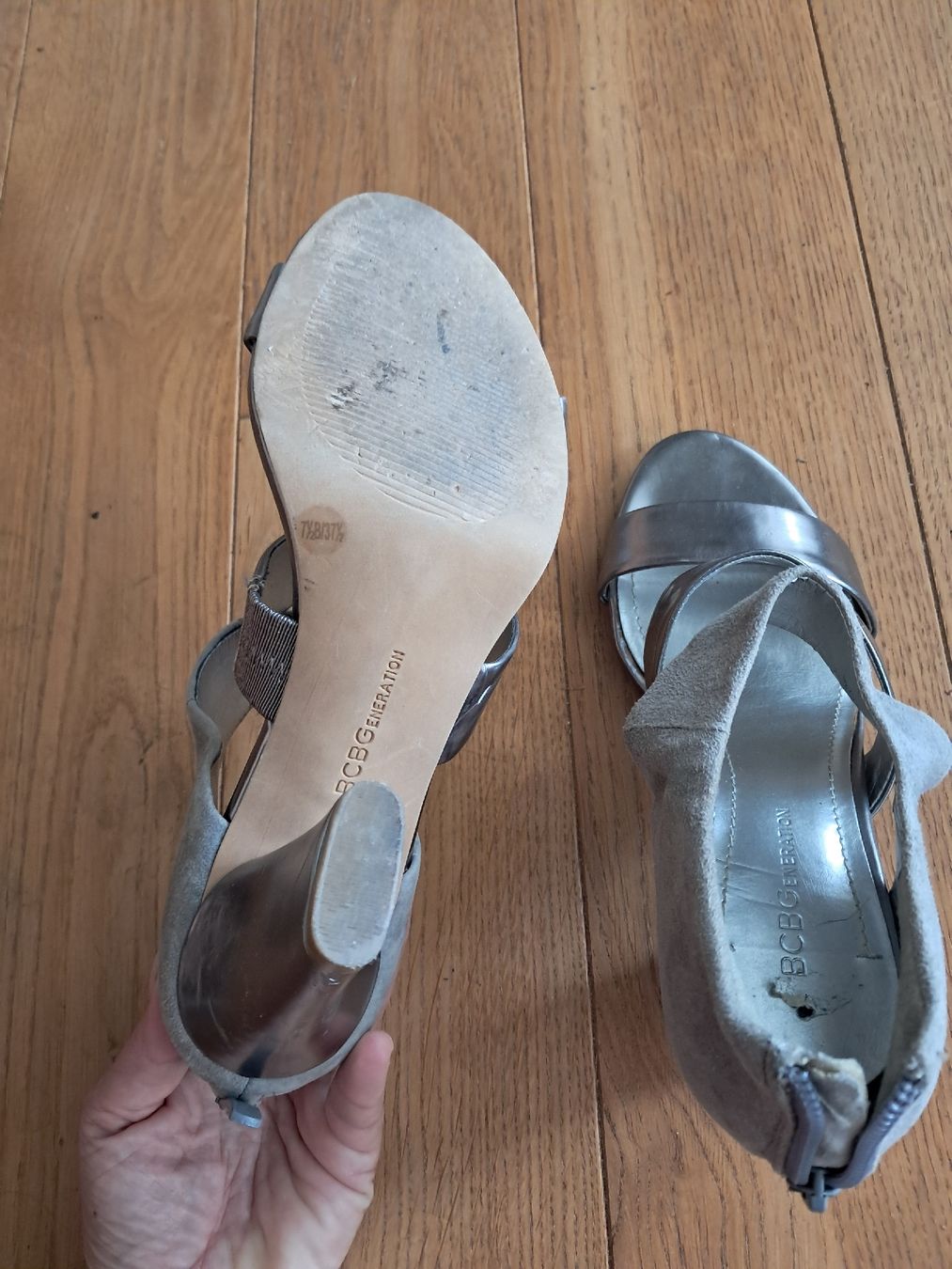 Scarpe da donna: Sandales BCBGeneration gris argenté - T 37.5 – Usato da Aubonne venduto da erinrose 4