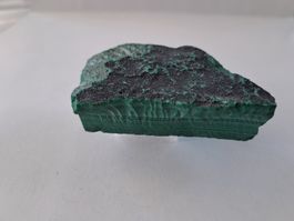 Malachit Rohstein naturbelassen Mineralsammlung Fundstück