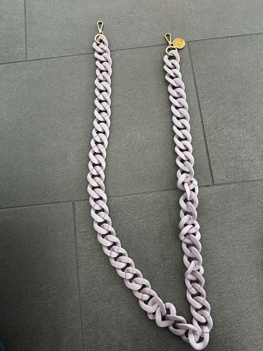 Autres: Handykette 2 x – D'occasion à Zürich par cos_b629 1