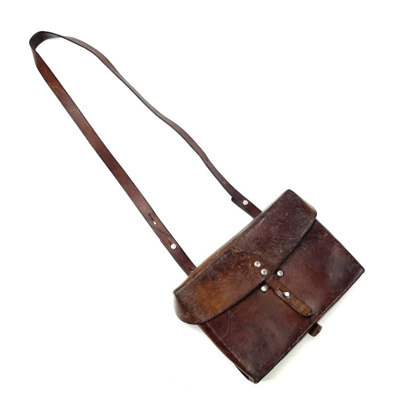 Schweizer Armee Taschen: Schweizer Offiziers-Kartentasche – Gebraucht aus Bussnang von Otter_4 2