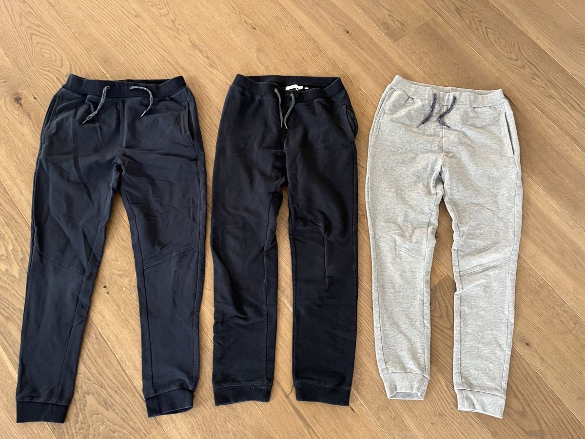 Name It Pantaloni: 3 Jogginghosen Name it Grösse 146 – Usato da Küttigen venduto da csei