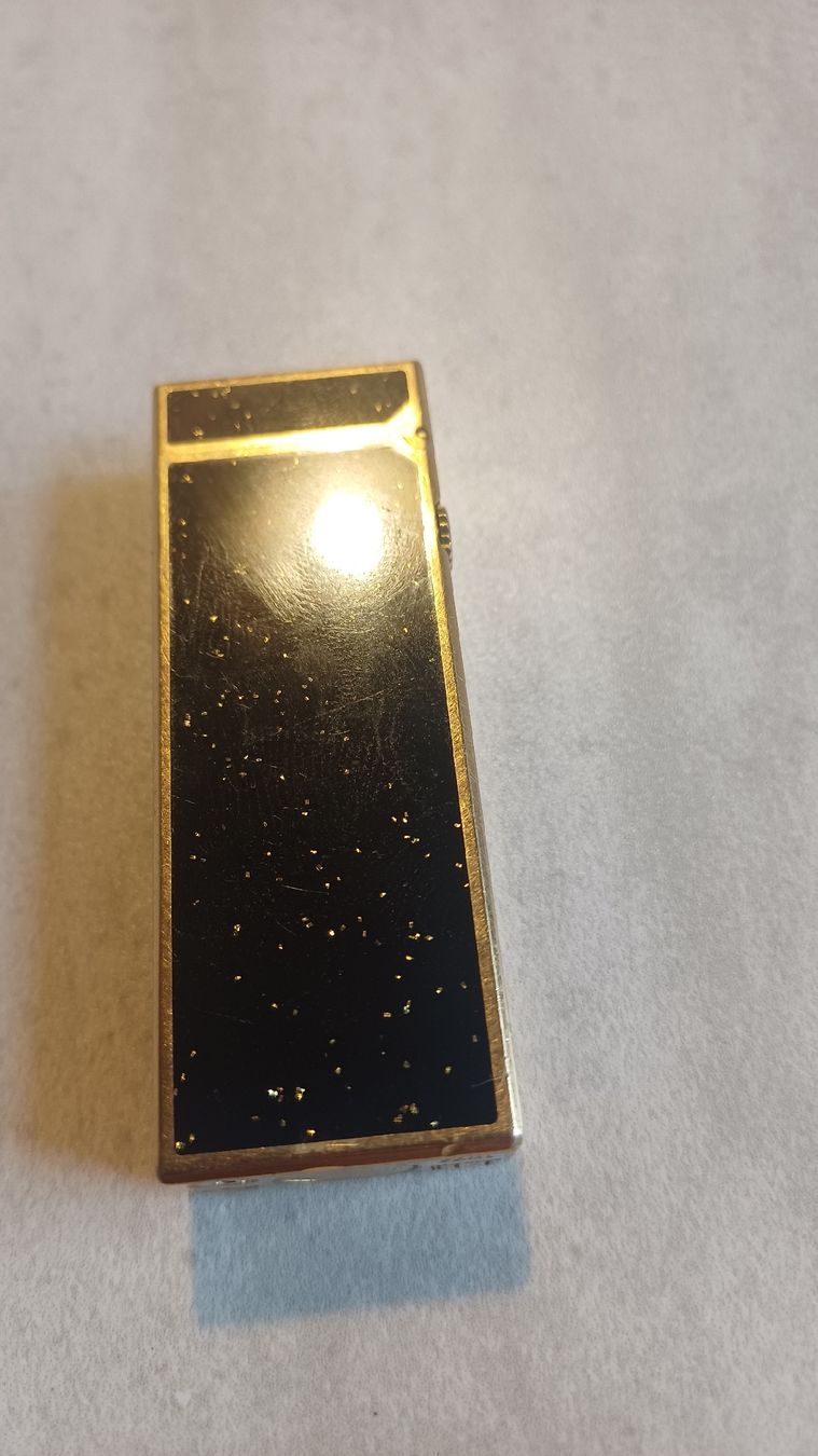 Dunhill Feuerzeuge: Dunhill Swissmade  – Gebraucht aus Flawil von Pinkmalibu 4