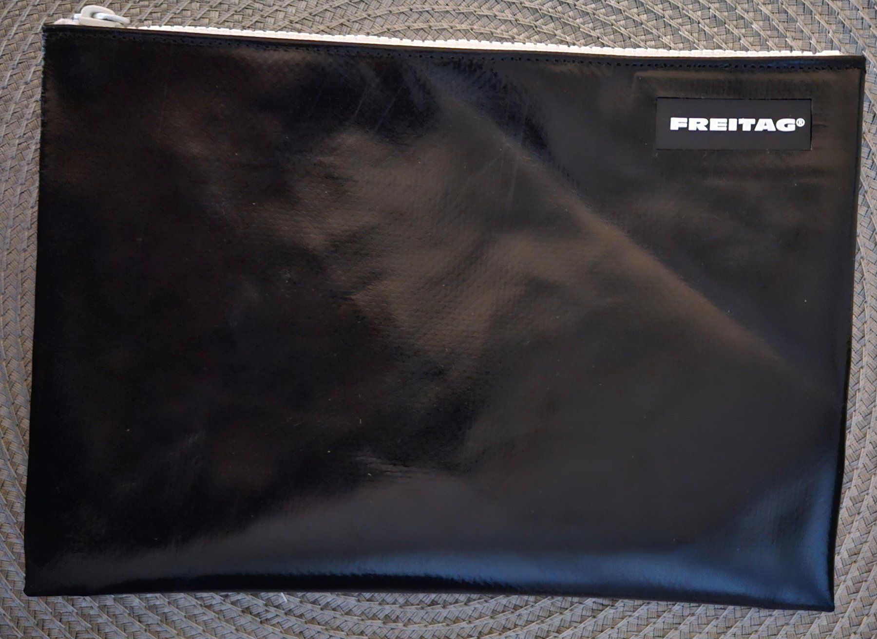 Freitag Taschen: Pochette Freitag F07 Chuck – Gebraucht aus Biel/Bienne von ypslilon