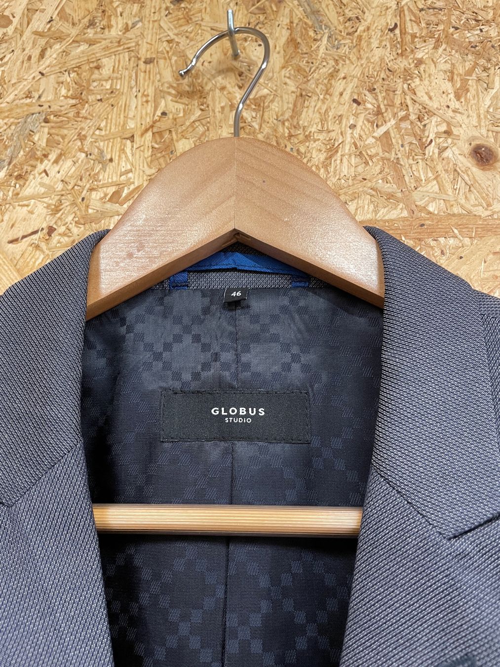 Globus Completi: GLOBUS Complet costume – Usato da Lausanne venduto da PlusValue_Lausanne 3