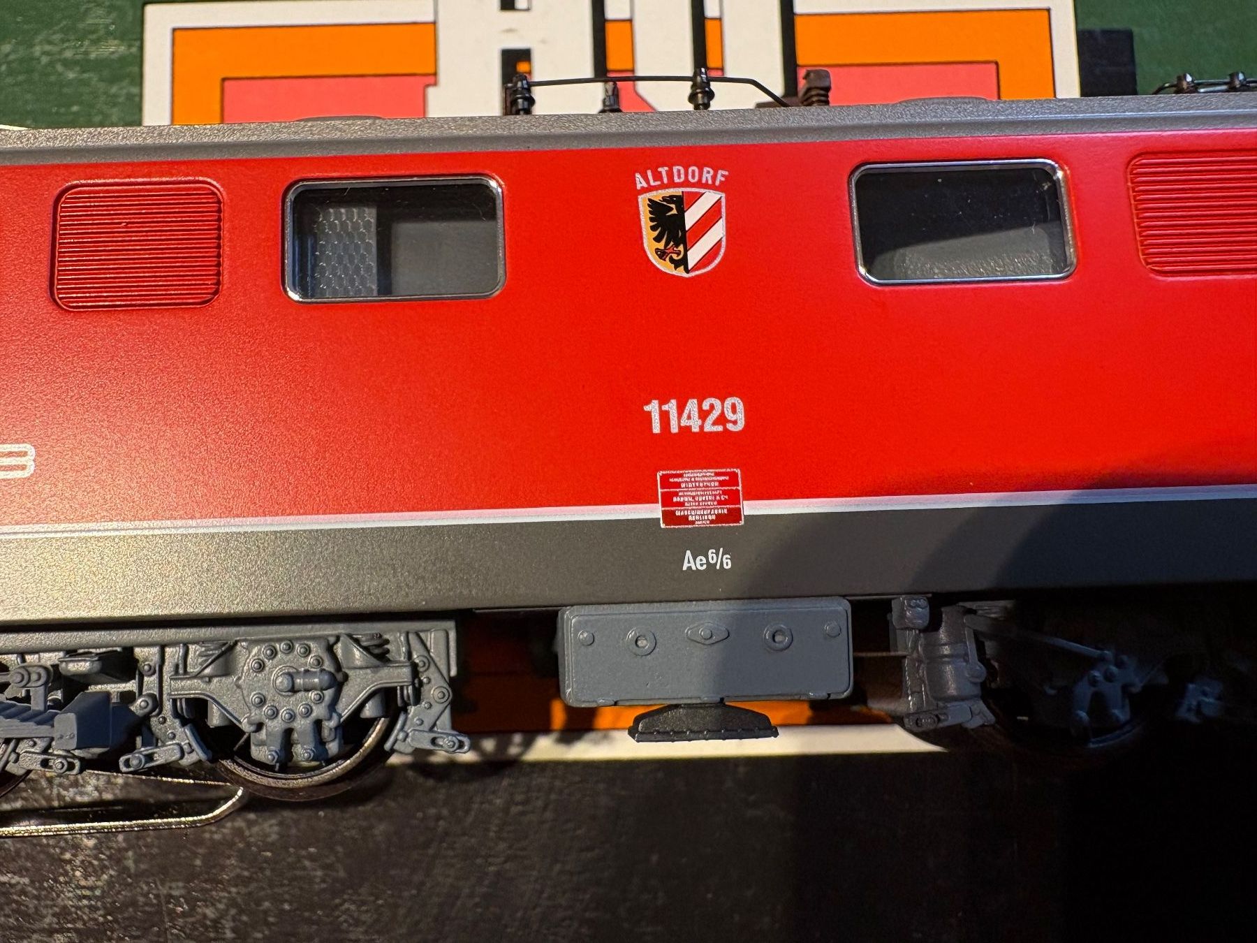 Hag Trains électriques: Hag 124 Ae 6/6 rouge – Neuf avec emballage d'origine à Corcelles Payerne par Pierre66 4