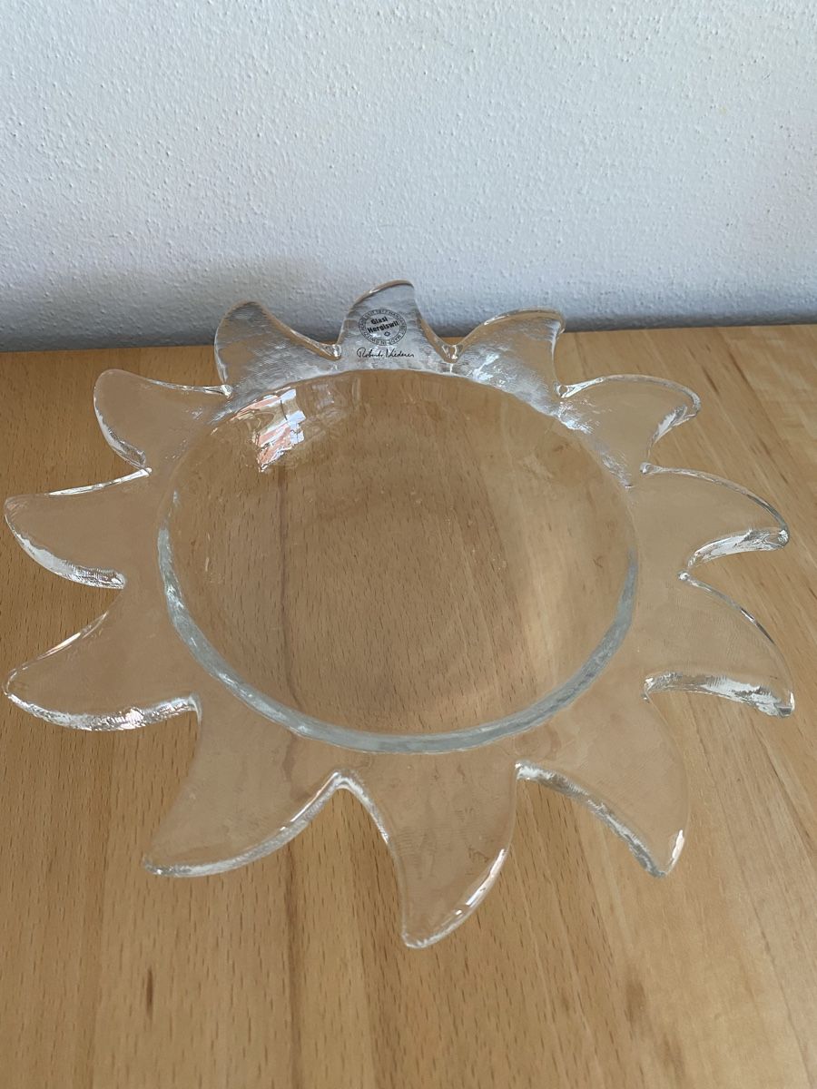 Glasi Hergiswil Schalen: Glasi Hergiswil Schale Sonne – Gebraucht aus Schwarzenburg von Michellu