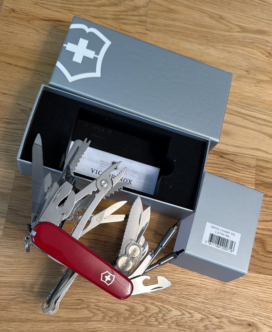Victorinox Coltelli tascabile: SWISS CHAMP XXL SACKMESSER – Nuovo e nell'imballaggio originale da Zürich venduto da Frei-Occasionen 4