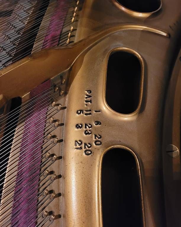 Strumenti musicali: Conover Baby Grand Piano – Usato da Zug venduto da Sabina0 1