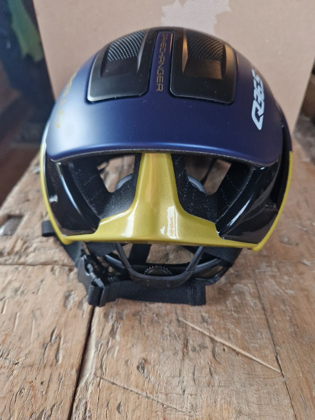 Abus Caschi: Abus Gamechanger 2.0 Team Q36.5 Neu – Nuovo e nell'imballaggio originale da Eschenbach LU venduto da OnPh21 2