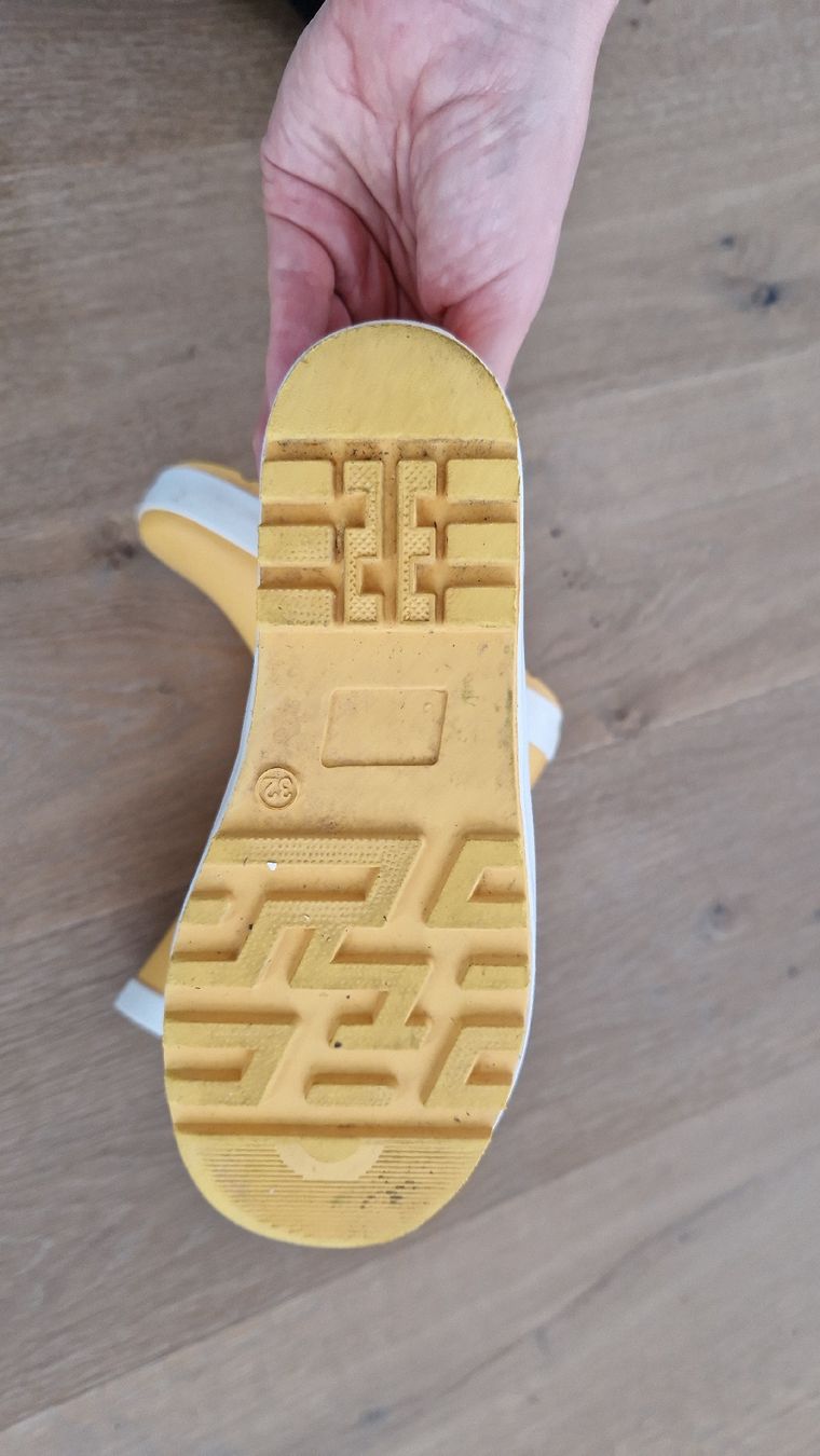 Scarpe per ragazzi: Gummistiefel Grösse 32 – Usato da Wettingen venduto da Diphtong 3